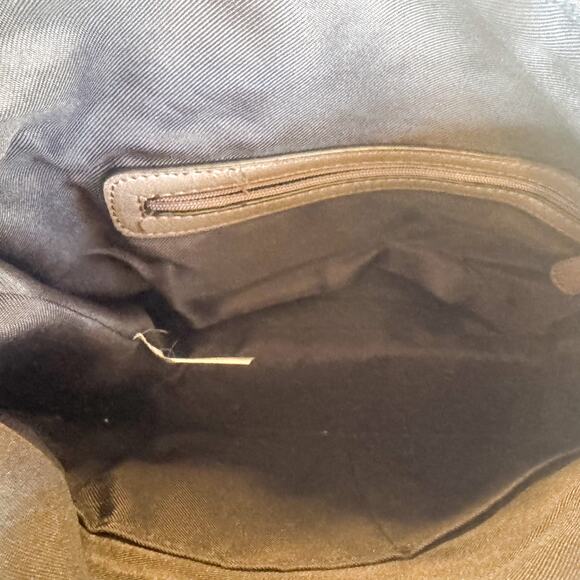 Y2K 90s Chic Handbag Bundle | 3-Piece Neutral Purse Set - Picture 4 of 9